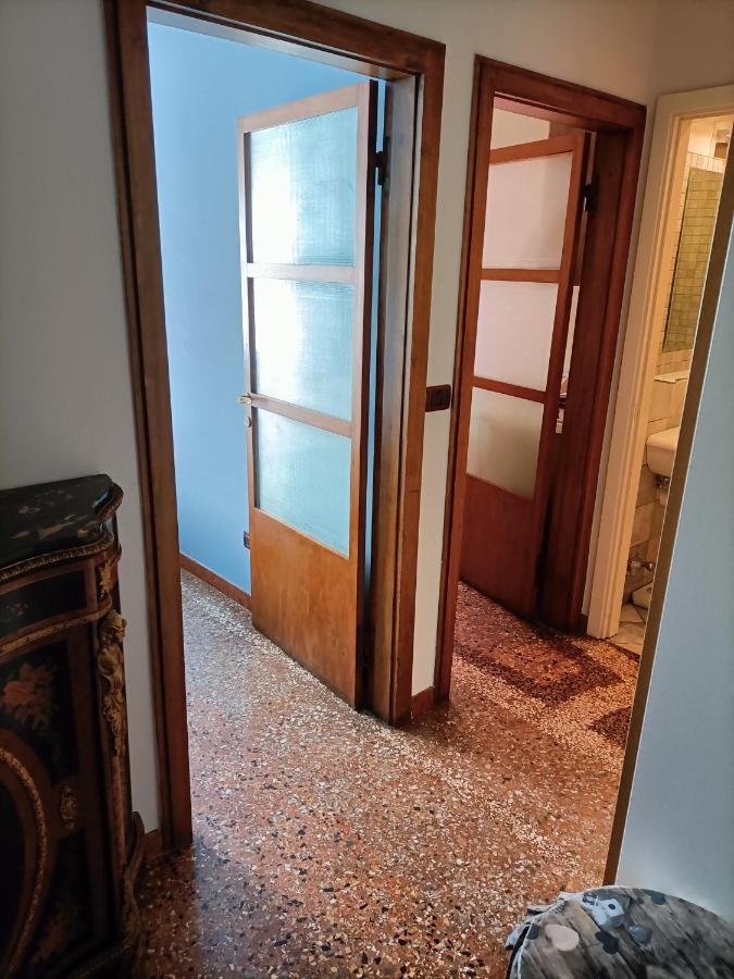 Apartament Sun Studio Bolonia Zewnętrze zdjęcie
