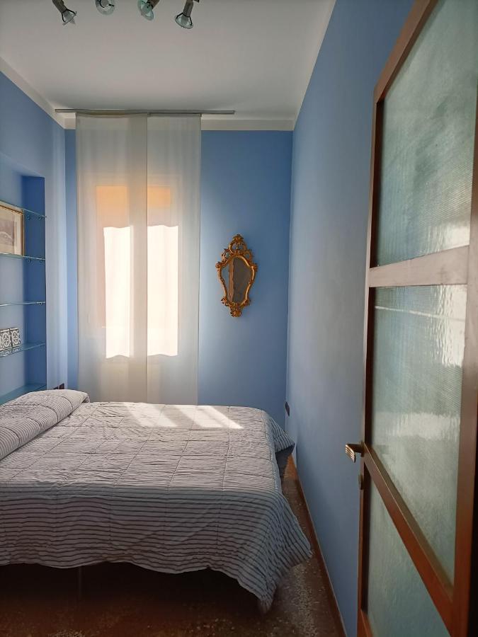 Apartament Sun Studio Bolonia Zewnętrze zdjęcie
