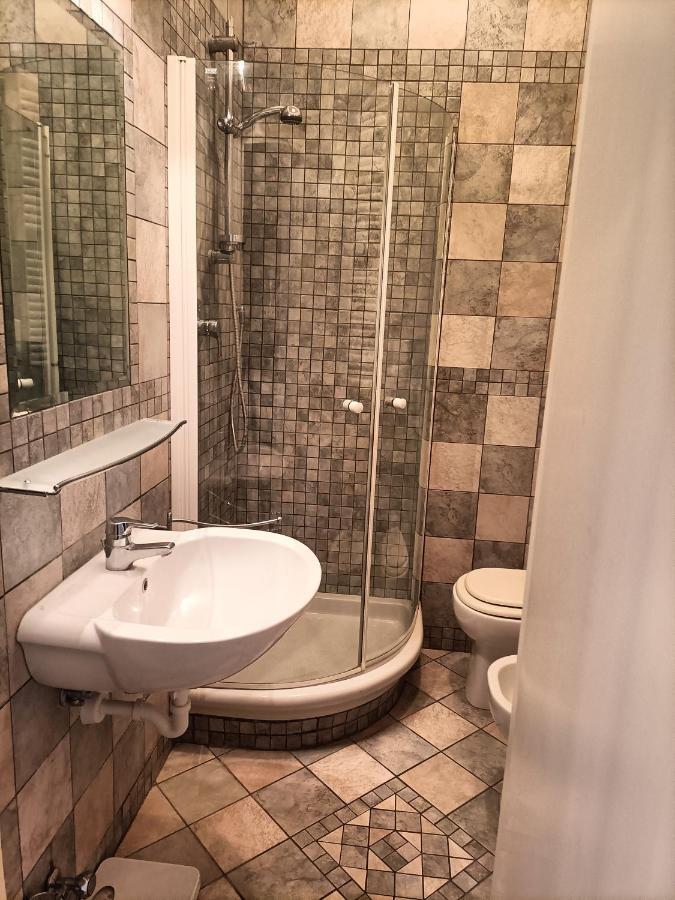 Apartament Sun Studio Bolonia Zewnętrze zdjęcie